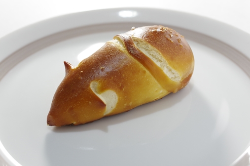 �q������