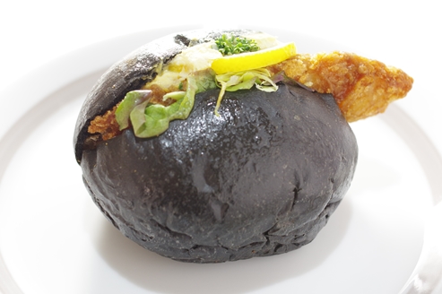 �x�[�J���[�J�t�F ������