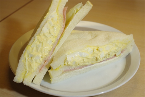 �T���h���A