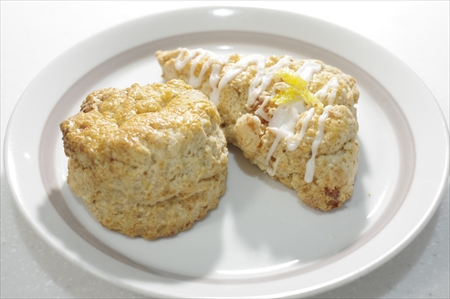 ���j�R�[���x�[�J���[